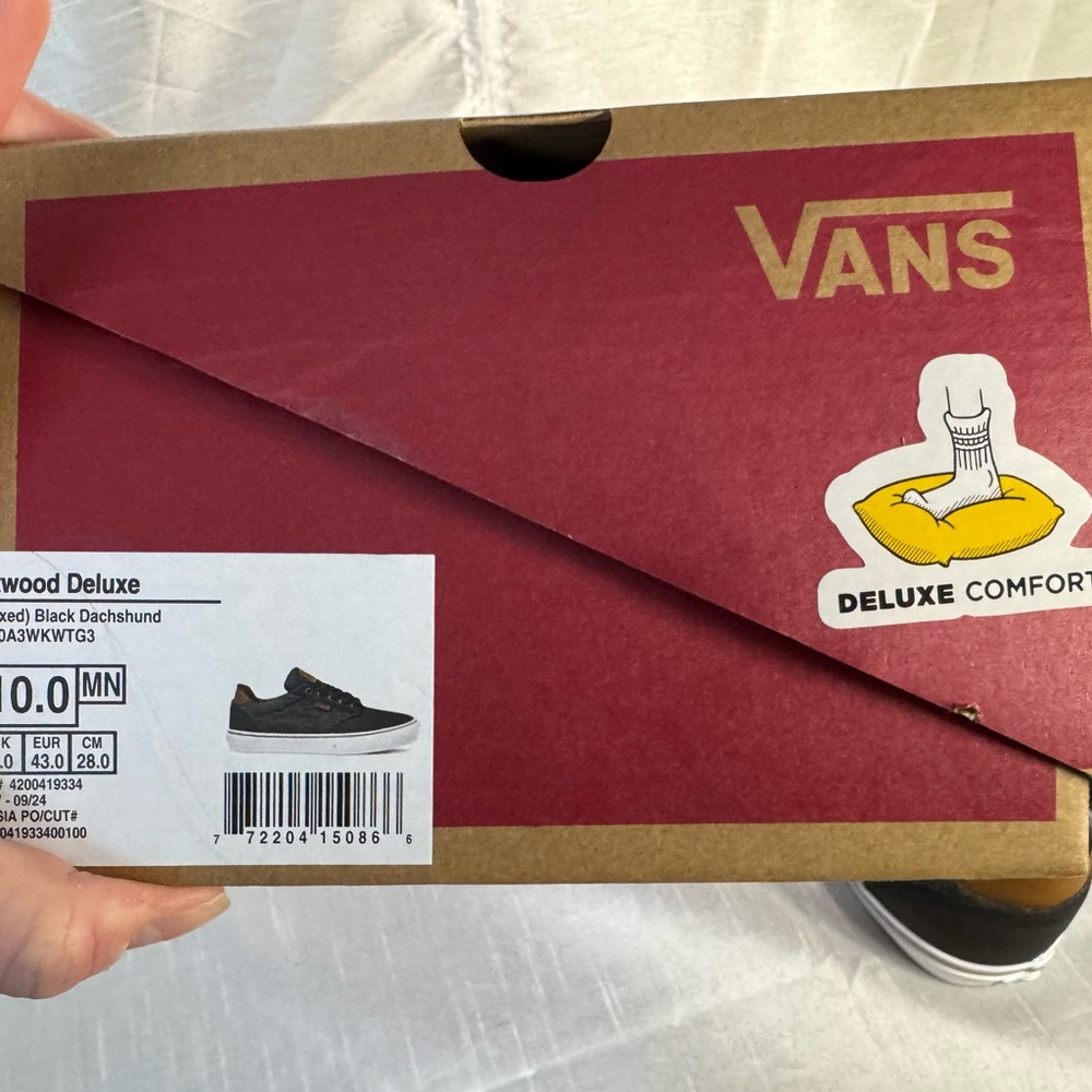 Vans Black and Gray Low-Top Sneakers with White Sole - Picture 10 of 11